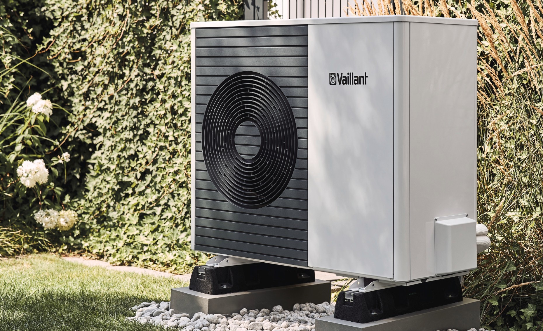 Air source heat pump