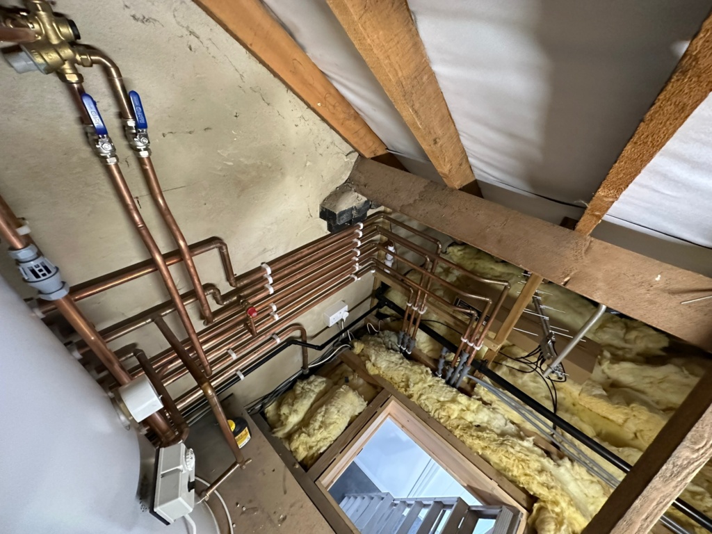 Gas boiler installation with unvented cylinder